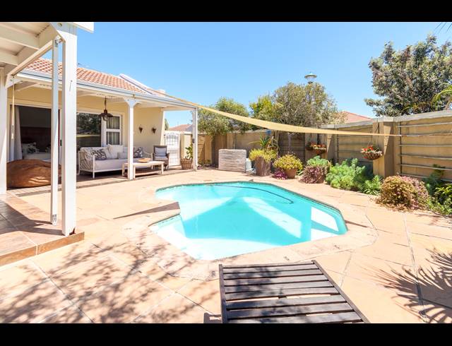 4 BEDROOM FREESTANDING SOLD IN SUNNINGDALE